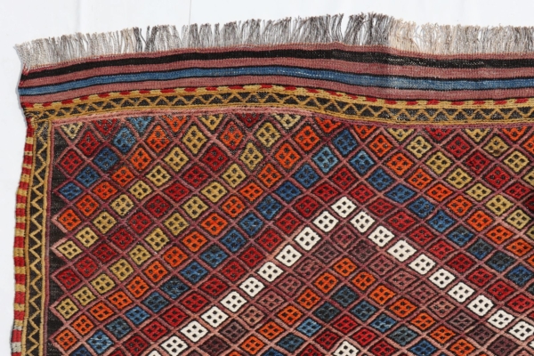 Semi-antique Selendi kilim from Turkey. 107x95 cms. - Image 3