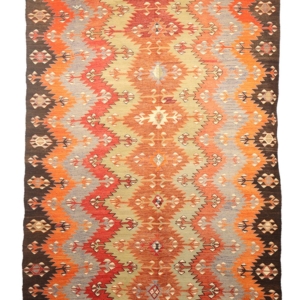 Kilim antiguo de Afyon, Turquía. 293x171 cms.
