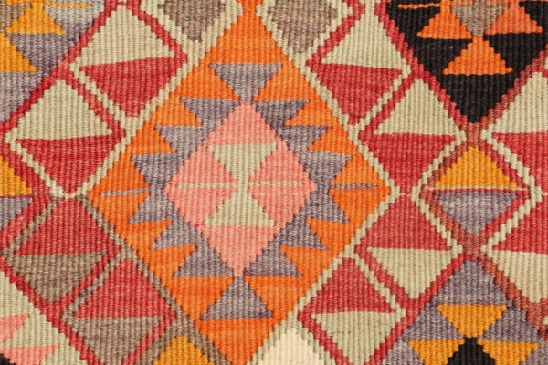 Kilim from Malatya, Turkey. 132x95 cms. - Image 4