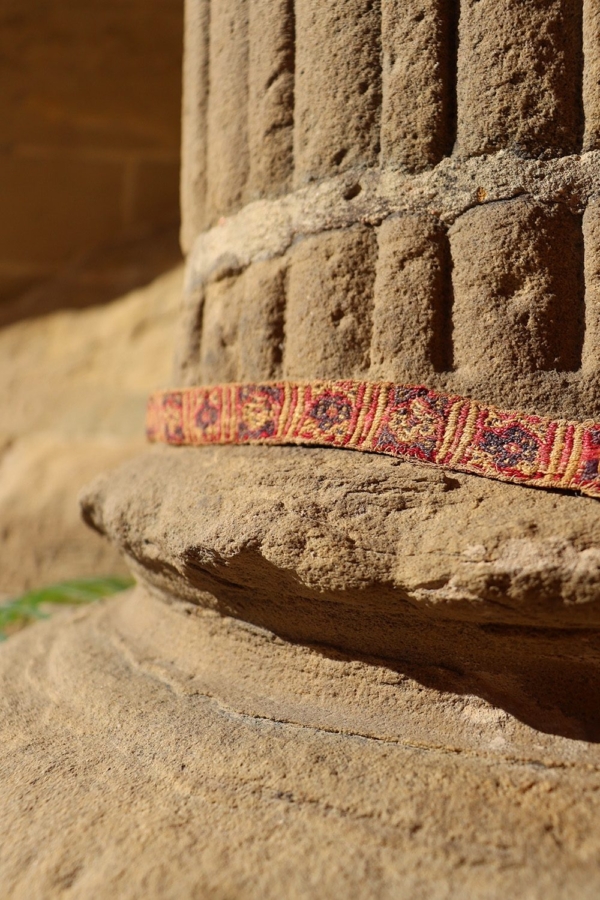 Antique Huari or Wari Culture textile from Peru. 39x2,8 cms - Image 2