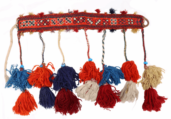 Semi-antique Qashqai band from Iran. 68x8 cms.