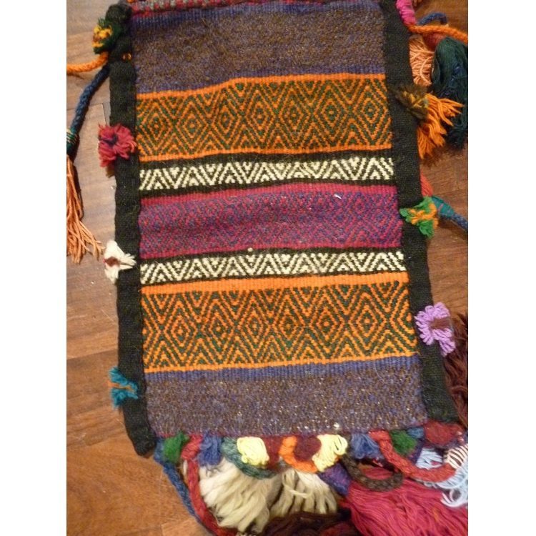Chantah Qashqai de Irán, 48x32 cms.