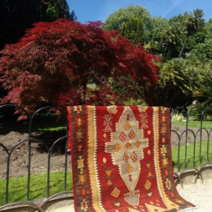 Kilim from Emirdag, Turkey. 125x92 cms.