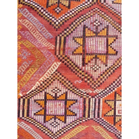Kilim de Afyon, Turquía. 118x95 cms.