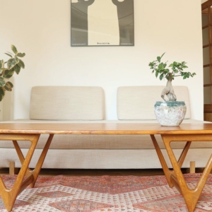 Semi-antique kilim from Karapinar, Turkey. 325x130 cms.