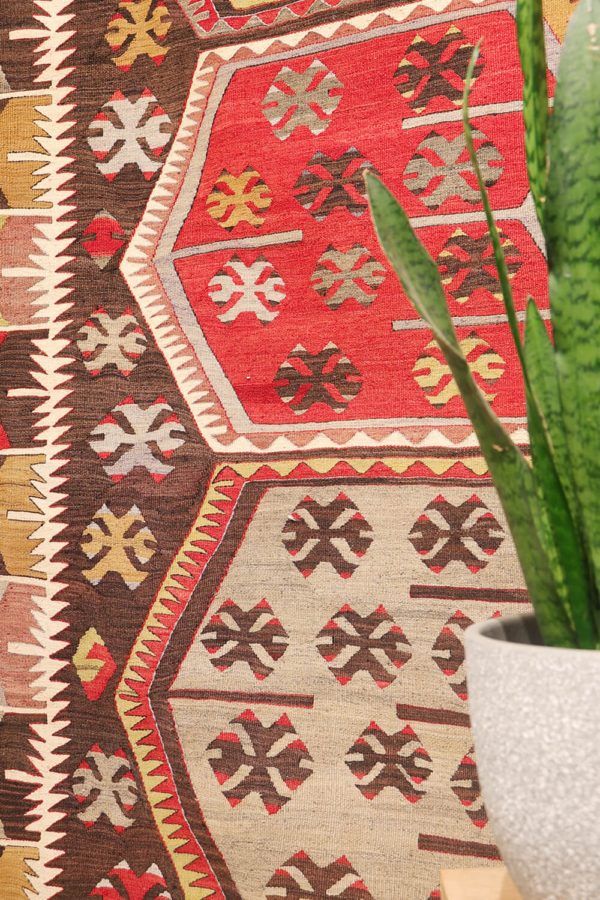 Kilim sem antiguo de Dalakci, Turquía. 255x174 cms. - Imagen 9