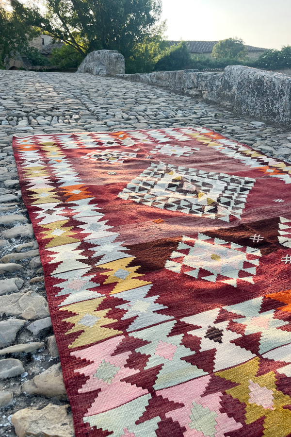 Semi-antique Mugla kilim, Turkey.  235x157 cms. - Image 5