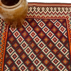 Shiraz kilim from Iran. 220x129 cms