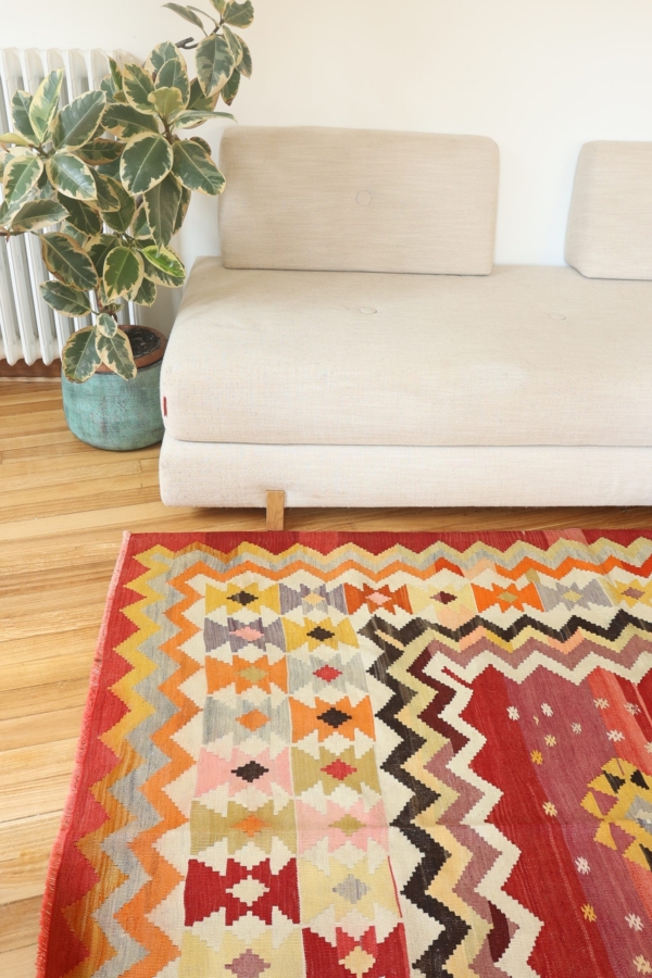 Kilim from Milas, Turkey. 210x155 cms - Image 10