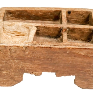Caja antigua de especias, India. 18x12x10 cms