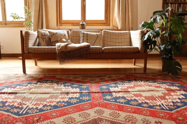Vintage Cukurhuyu kilim from Turkey. 265x160 cms - Image 5