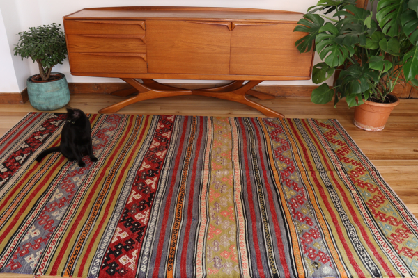 Vintage Selendi kilim from Turkey, 250x155 cms - Image 7