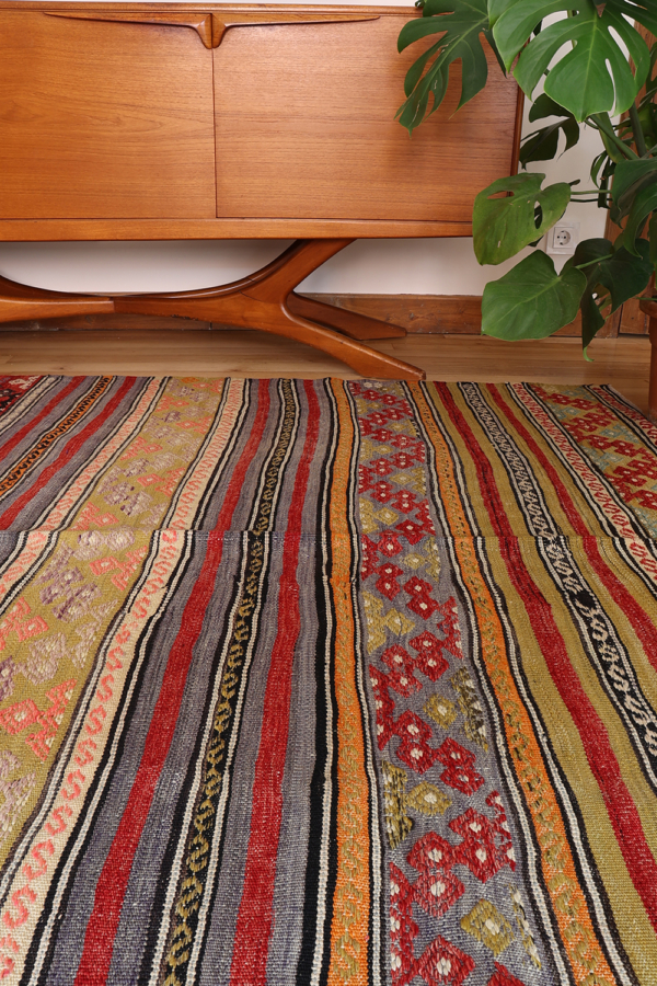 Vintage Selendi kilim from Turkey, 250x155 cms - Image 3