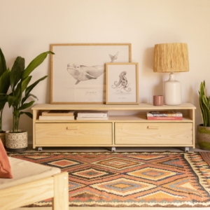 Vintage Qashqai kilim from Iran. 231x160 cms