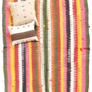 Vintage Qashqai kilim from Irán. 193x158 cms