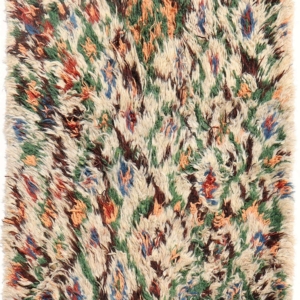Qashqai gabbeh rug from Iran. 139x100 cms