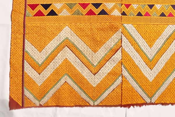 Pulkhari antiguo de Punjab, Pakistán o India. 240×146 cms - Imagen 3