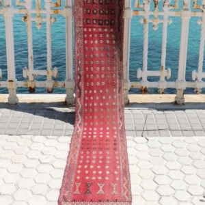 Kilim vintage de Sivas, Turquía. 308x33 cms