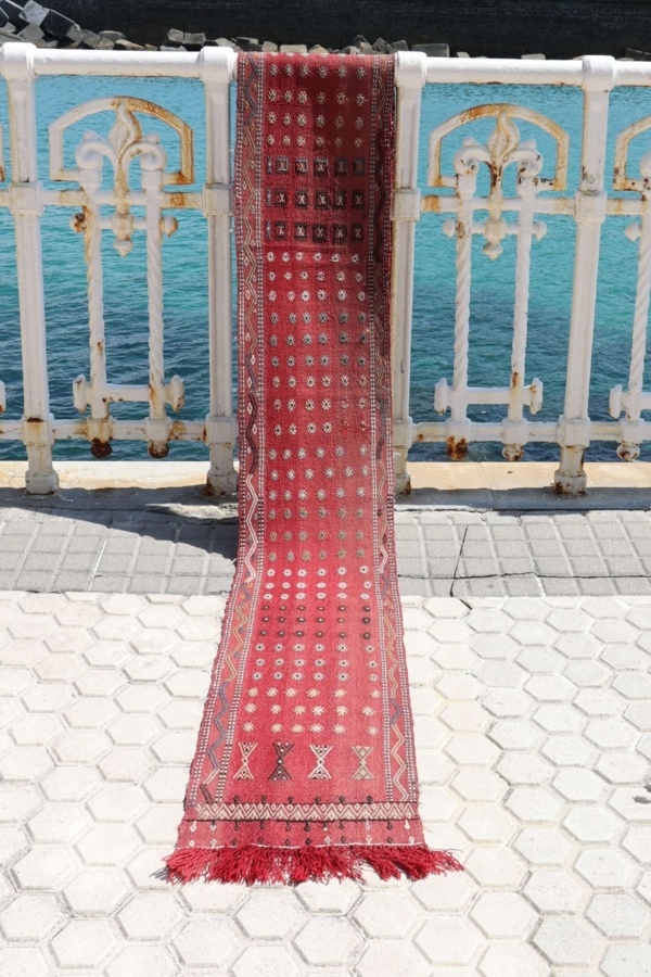 Kilim vintage de Sivas, Turquía. 308x33 cms