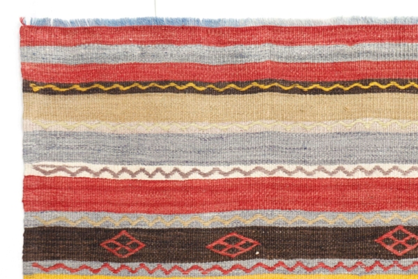 Vintage Tufanbeily kilim from Turkey. 250x65 cms - Image 3