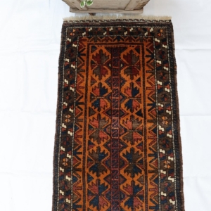 Alfombra antigua Baluch, Afganistán. 94x48 cms