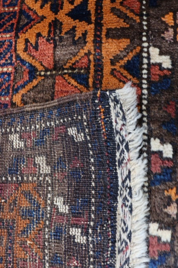 Antique Baluch rug from Afghanistan. 94x48 cms - Image 4