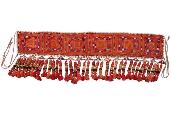 Antique Serkhat Baluch textile from Afghanistan. 160x25 cms (without tassels)