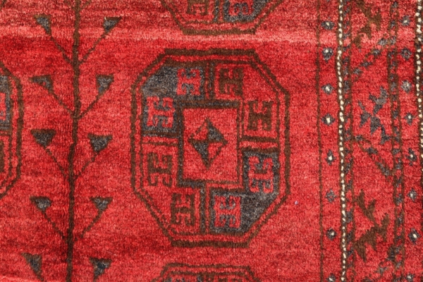 Semi antique Baluch rug from Afghanistan. 236x114 cms - Image 4