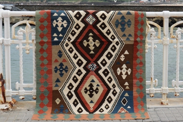 Antique Sirvan kilim from Azerbaijan. 172x110 cms - Image 4