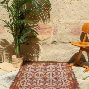 Antique Kuccuklu kilim from Turkey. 154x91 cms