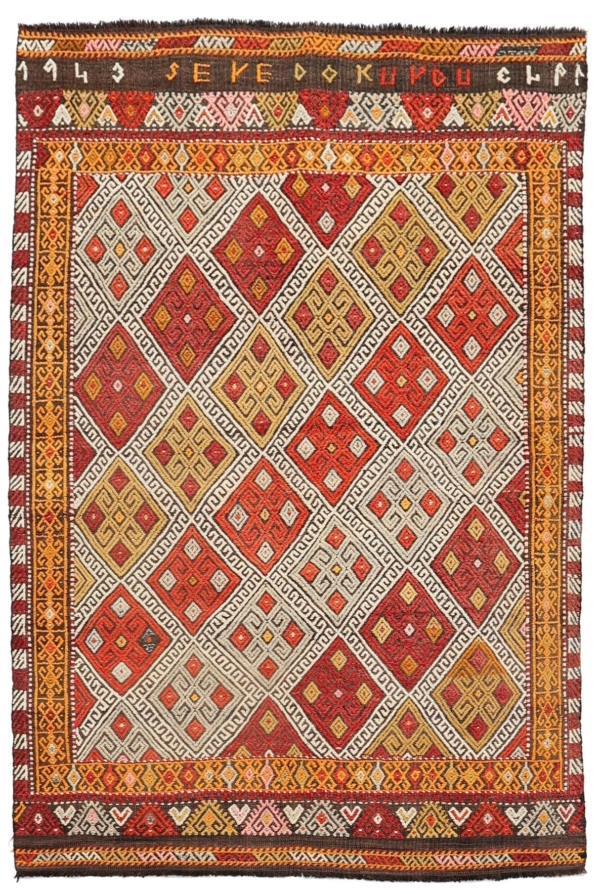 Semi antique kilim from Sivrihisar, Turkey. 143x96 cms.