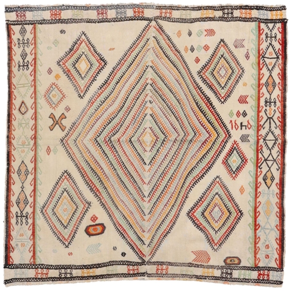Semi-antique Karapinar kilim from Turkey. 125x125 cms - Image 2