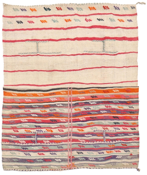 Vintage Qashqai kilim from Iran. 145x122 cms - Image 2