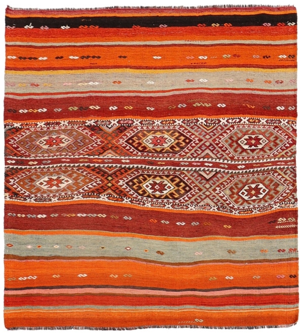 Kilim vintage de Gomulgen, Turquía. 130x118 cms - Imagen 2