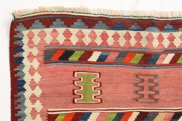 Vintage Qashqai kilim from Iran. 135x99 cms - Image 3