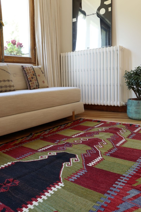 Kilim vintage de Emirdag, Turquía. 170x125 cms