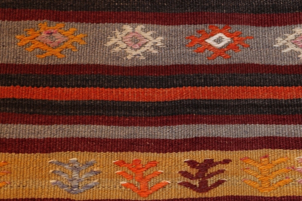 Kilim  semi antiguo de Selendi, Turquía. 175x113 cms - Imagen 3