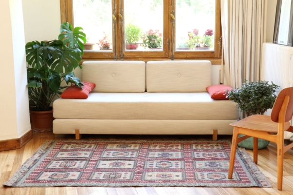 Semi-antique Karapinar kilim from Turkey. 195x135 cms - Image 8