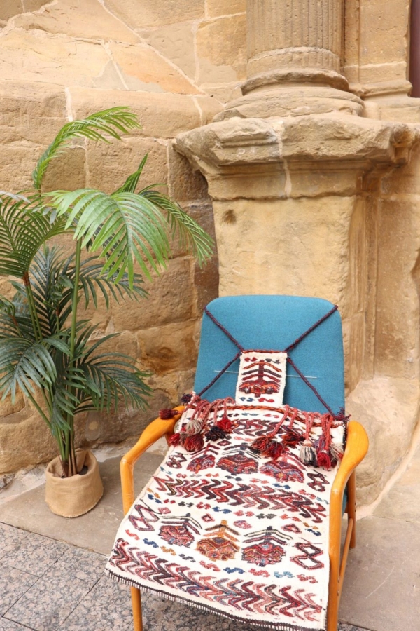 Bolsa de sal o namakdan antiguo arabe, Irán. 62x56 cms - Imagen 5
