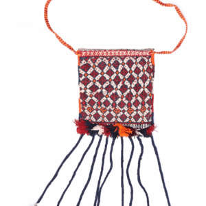 Bolsa o chanteh semi antigua Qashqai, Irán. 30x27 cms