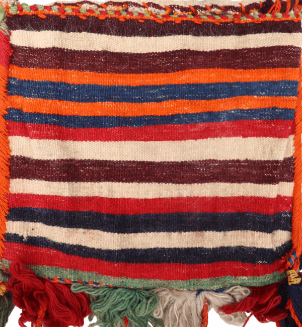Vintage Qashqai bag or chanteh from Iran. 31x28 cms - Image 5