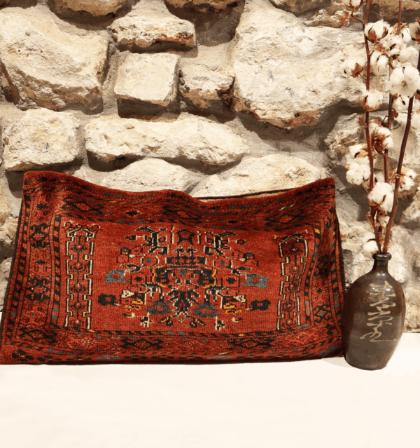 Bolsa torba o pushti antigua turkmana, Afghanistán. 45x87 cms - Imagen 4