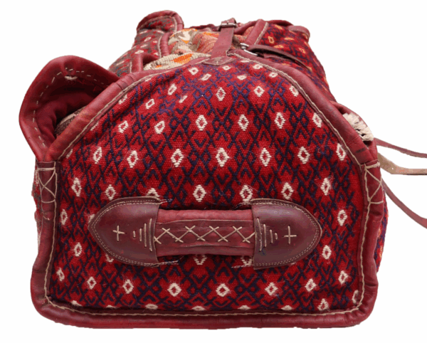 Semi-antique Qashqai mafrash suitcase from Iran. 45x100x30 cms - Image 5