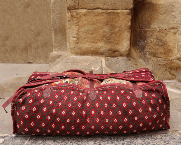 Semi-antique Qashqai mafrash suitcase from Iran. 45x100x30 cms - Image 2