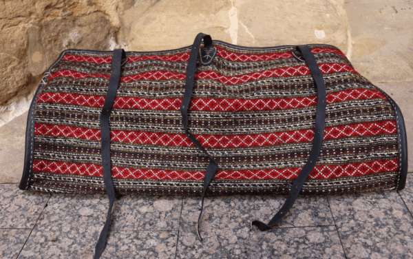 Qashqai mafrash or suitcase from Iran. 46x112x46 cms - Image 13