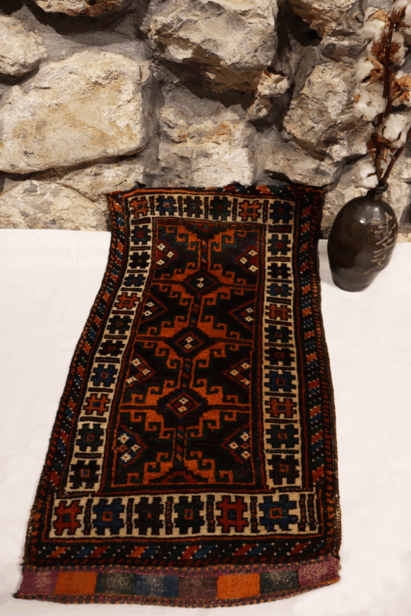 Almohadón o balisht semi antiguo Sistan Serkhat Baluch, Afganistán. 95x50 cms - Imagen 4