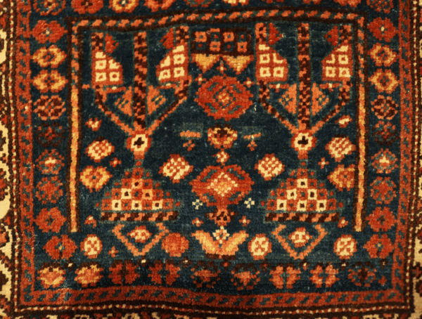 Antique Qashqai chanteh or bag from Iran. 45x55 cms - Image 6
