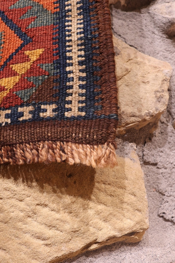 Antique Kurdish bag or chanteh from Iran. 50x33 cms - Image 3