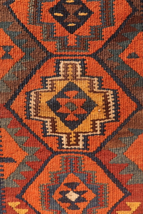 Antique Kurdish bag or chanteh from Iran. 50x33 cms - Image 4