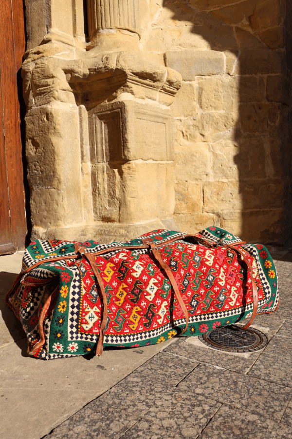 Vintage Qashqai suitcase or mafrash from Iran. 52x125x40 cms - Image 5